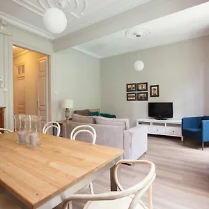 Easysleep Gaudi Terrace Spanien